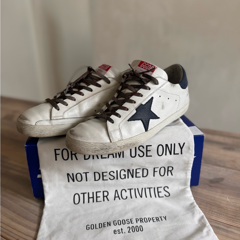 Golden Goose Men's superstar sneakers